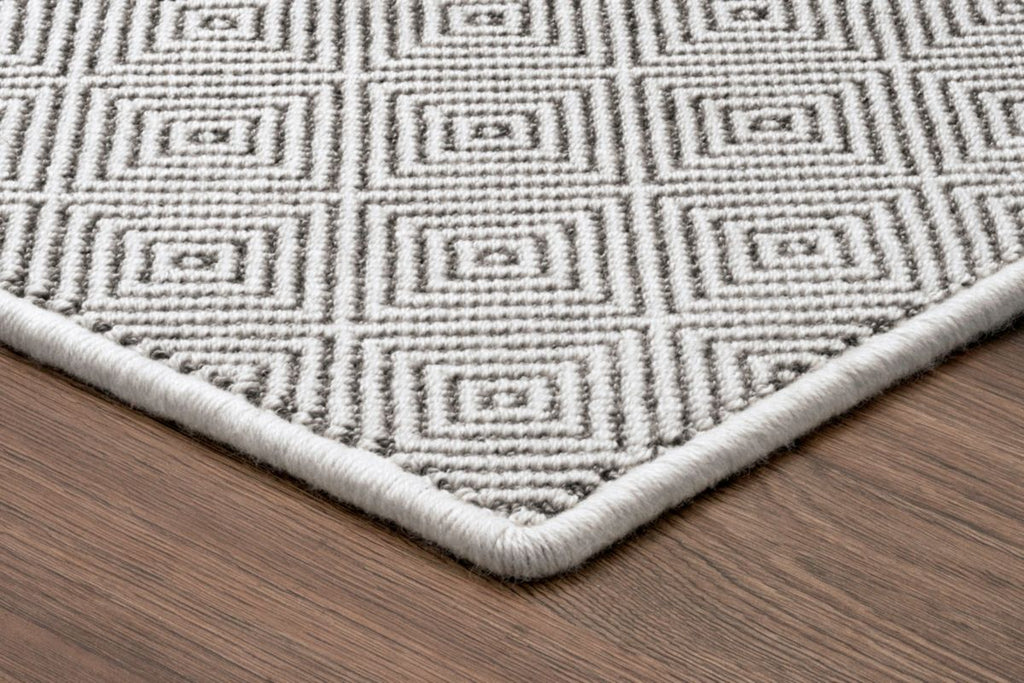 T01013843_SAMPLE