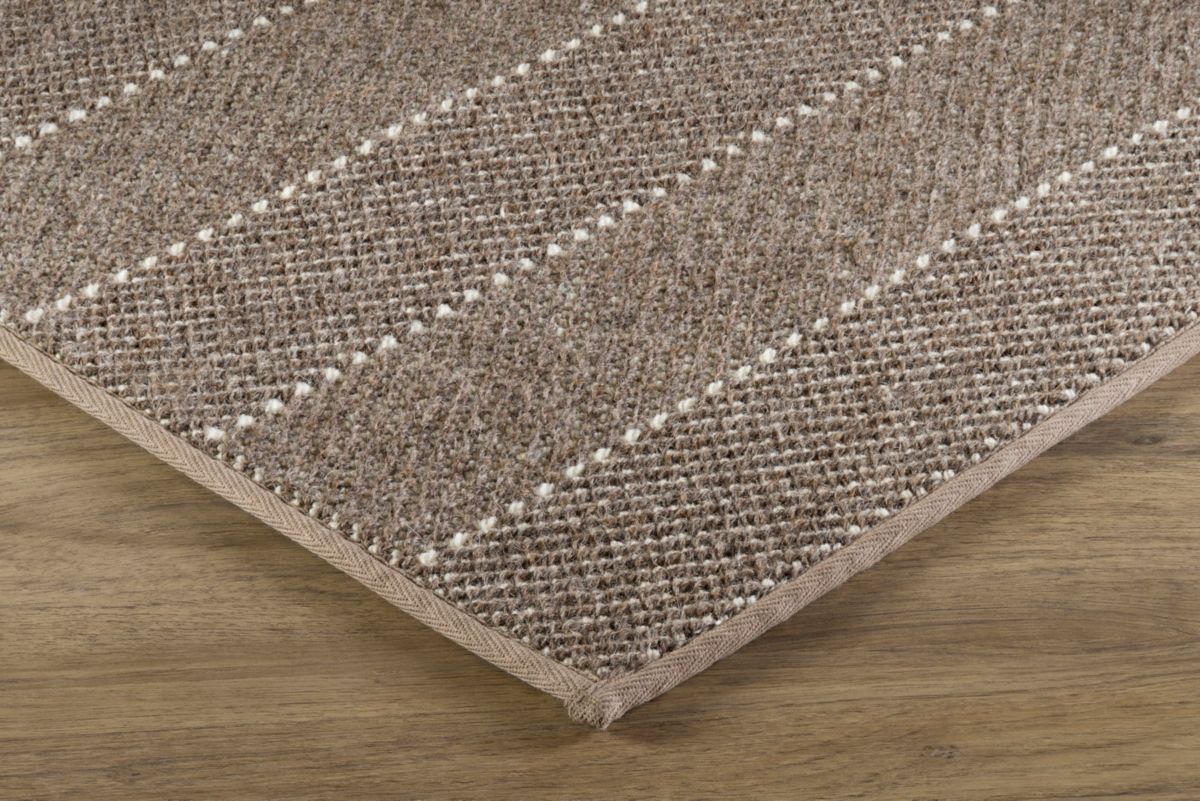 RAVINE - 101 BROWNSTONE Rectangular 2'6''x25'0''