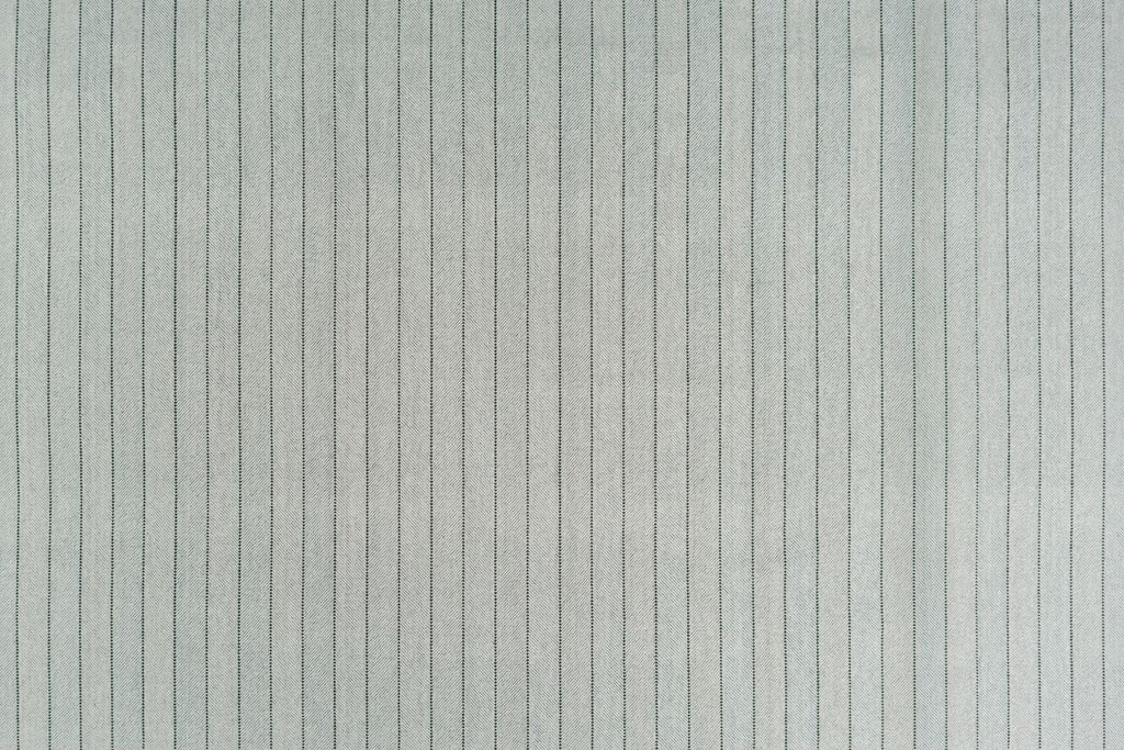 32 Pearl/charcoal
